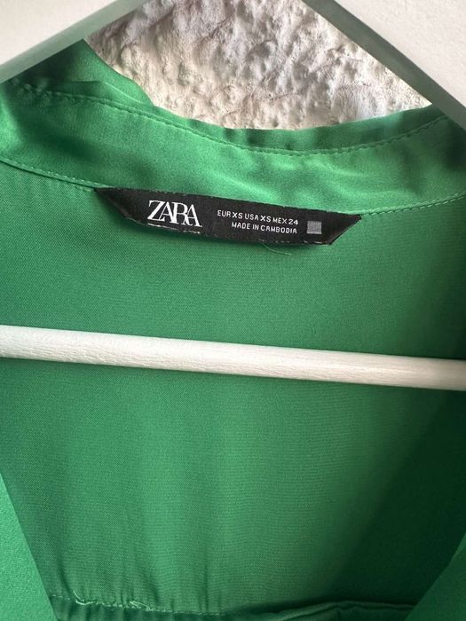 Сатенена дамска риза Zara