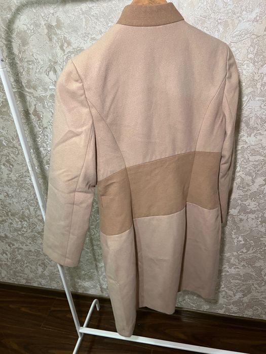 Пальто женское . Ayollar paltosi