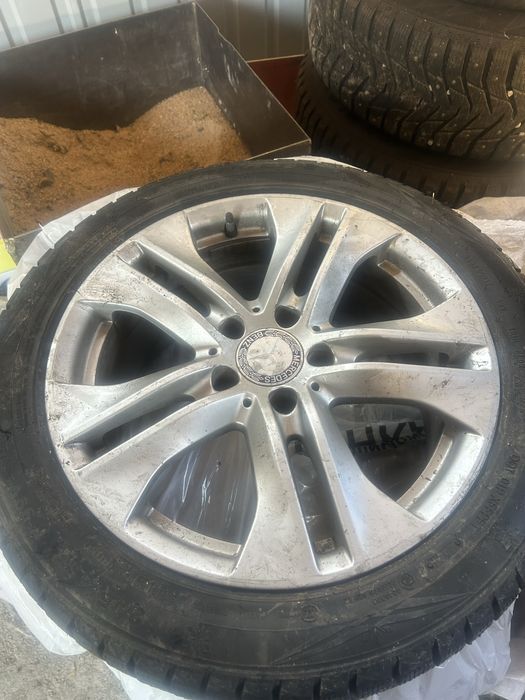 Комплект дисков с резиной