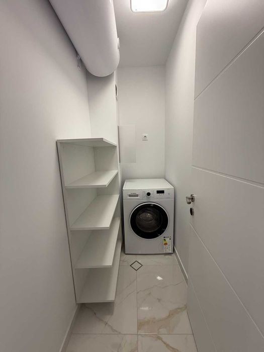 Продава се Тристаен апартамент в Пловдив, Остромила - 96 кв.м за 2448 €/кв.м - Снимка #8