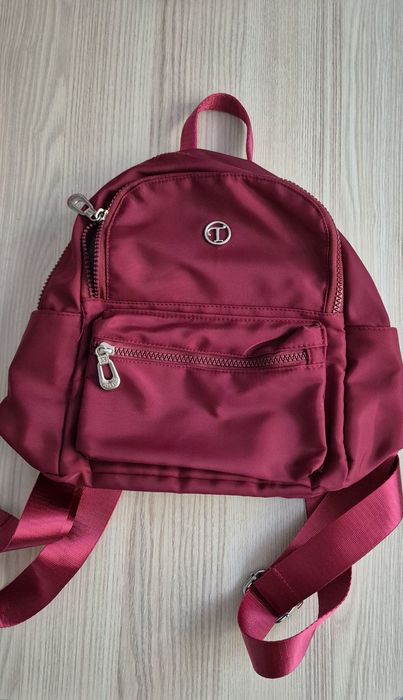 Geanta vișinie din fâș