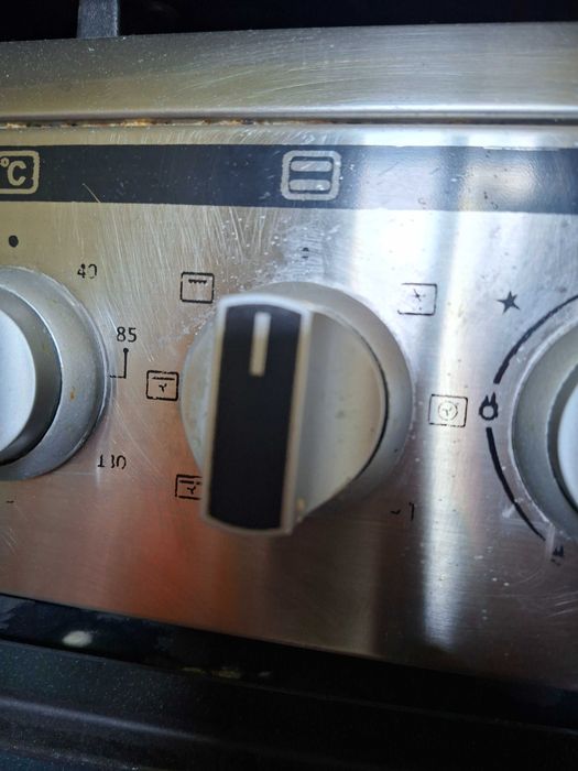 Gaz plita Ferre sotiladi
