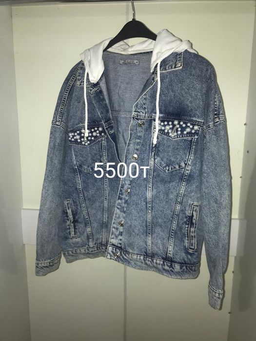 Костюмы, рубашки, джинсовки, куртки,