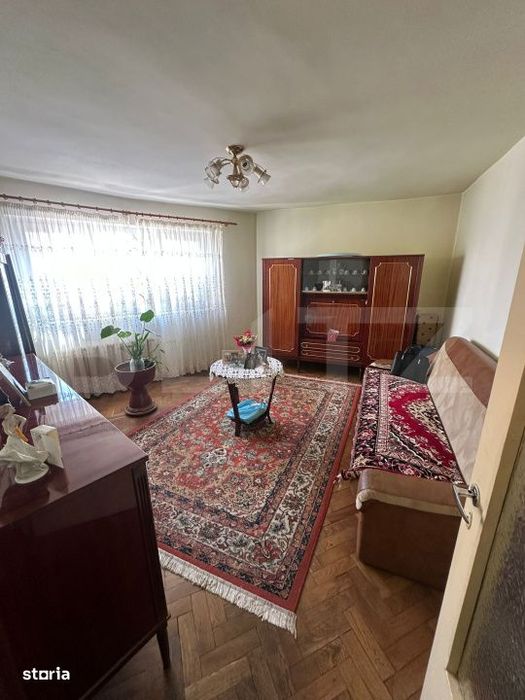 Apartament 4 camere decomandat, etaj intermediar, Primaverii, Manastur