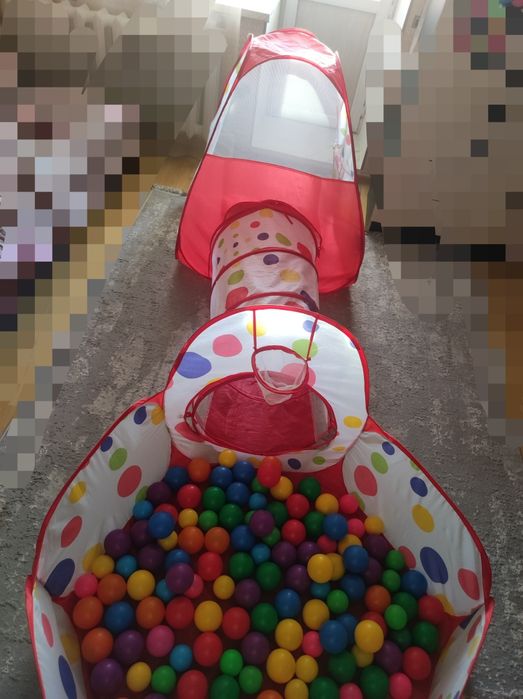 Сухой бассейн, домик, туннель