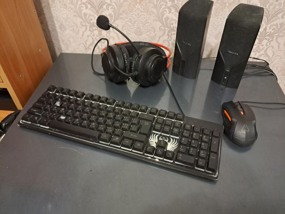 Продам игровую гарнитуру