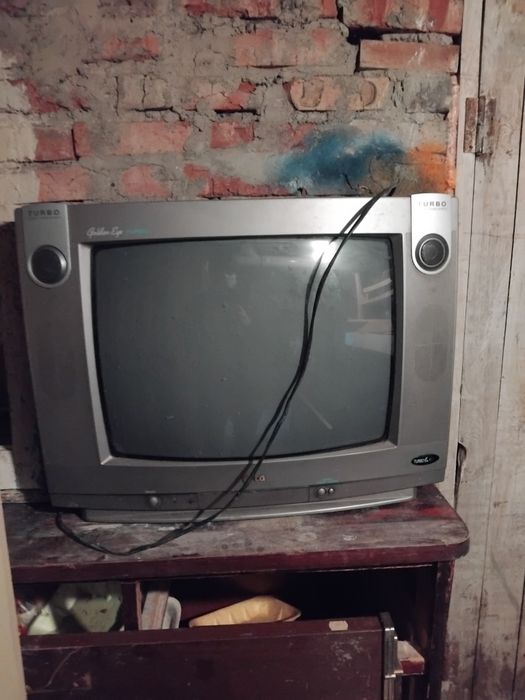 Продам телевизор LG
