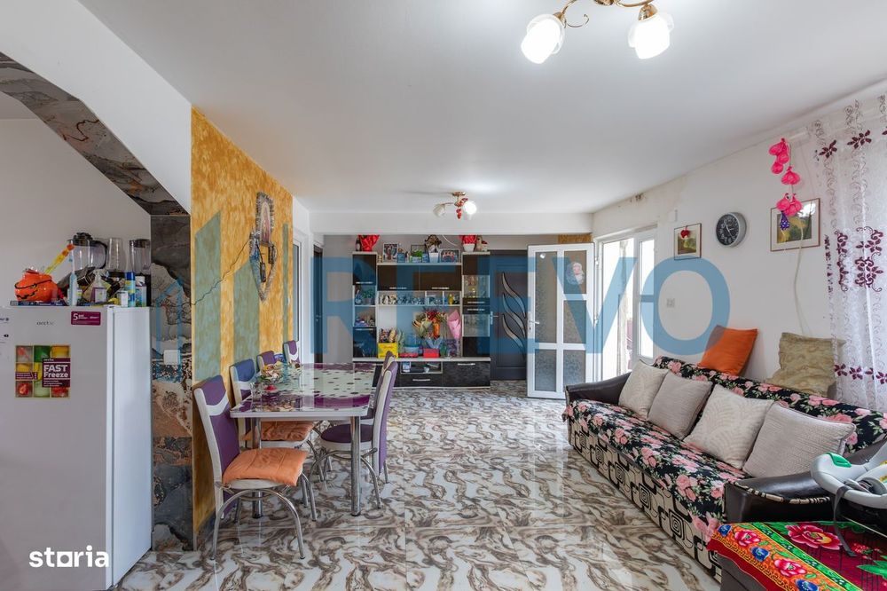Casă de vânzare Letea Veche | 735 mp teren