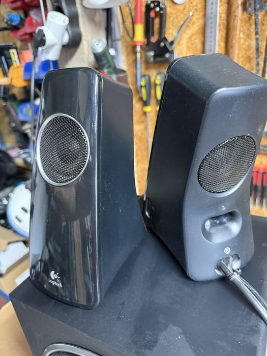 Vand Logitech Z523