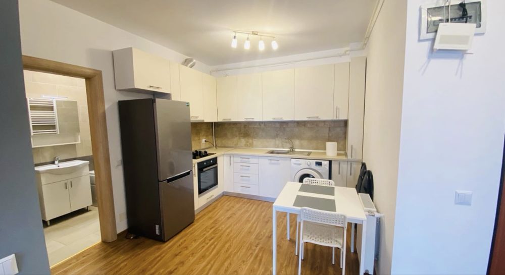 Inchiriere apartament 2 camere Cartier Solar