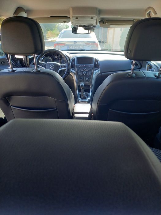 Vand OPEL ASTRA J 2010