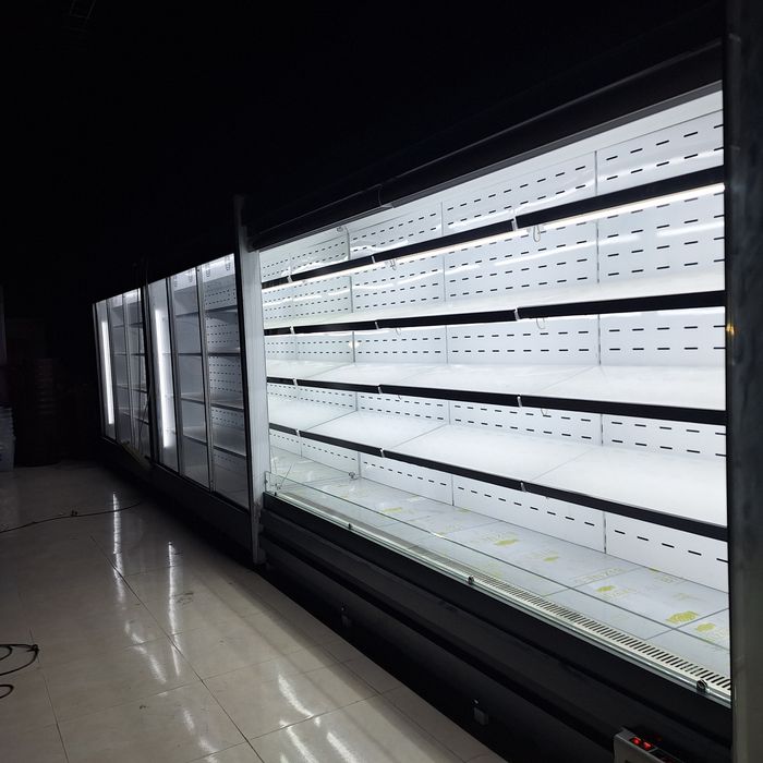 Продаются витиринный холодильники ГОРКА