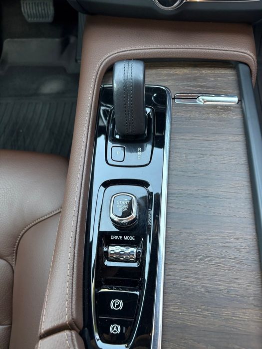 Volvo V90 Cross Country