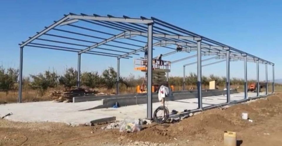 Vand hala industriala 8mx20mx3m  cu tot cu montaj