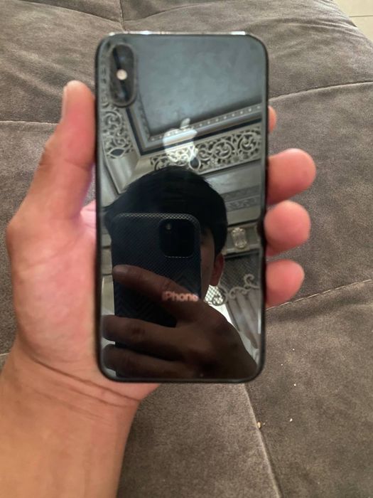 IPhone xs 64/GB LLA/region