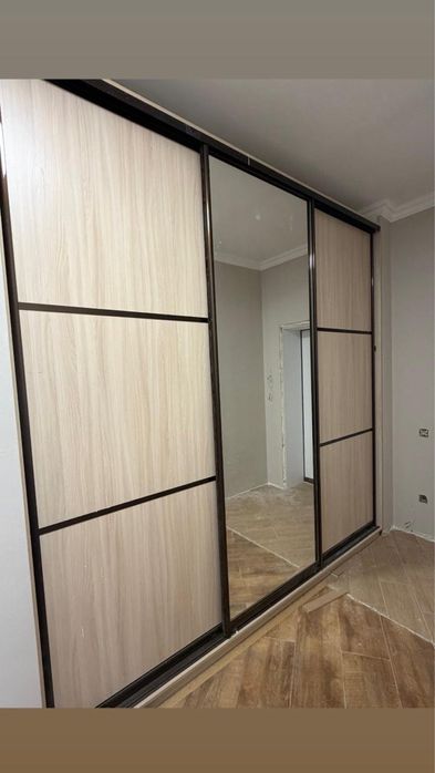 Шкаф для прихожей