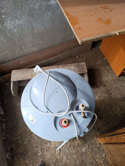 cînd boilar electric 50l