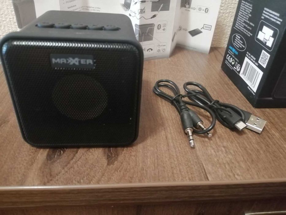 Нови преносими LED BLUETOOTH тонколони.