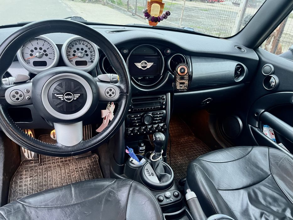 Mini Cooper S 1.6 Benzină 170CP Automată 2005 Panoramic