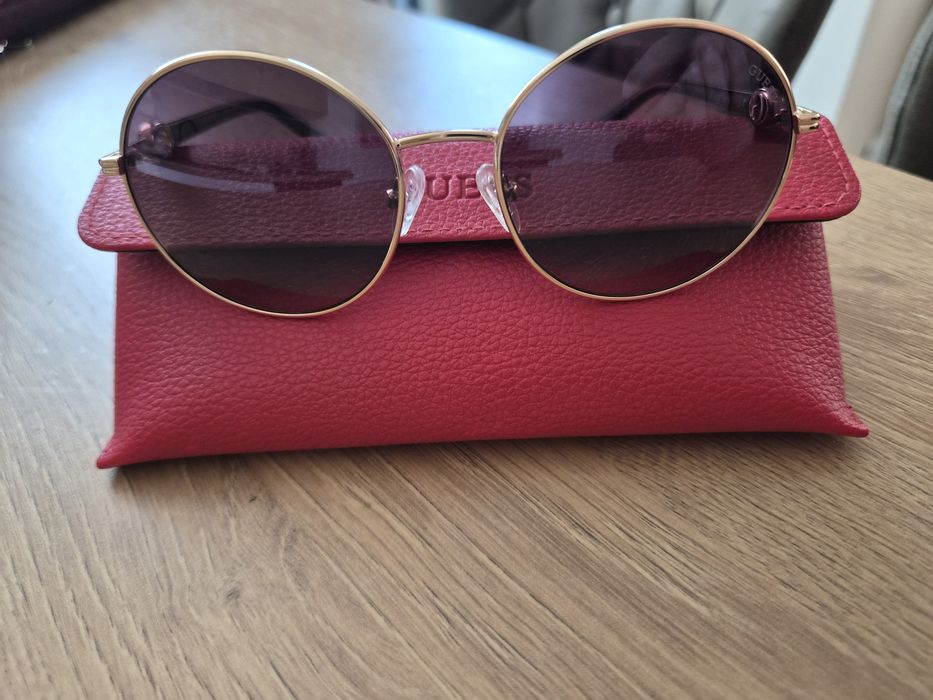 Дамски очила Guess