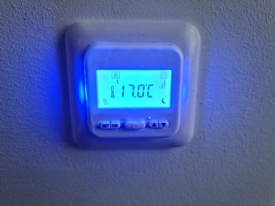 Termostat Digital Cu Fir Equation Pentru Încălzire Electrică