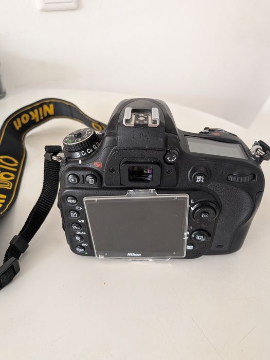 NIKON D610  продам