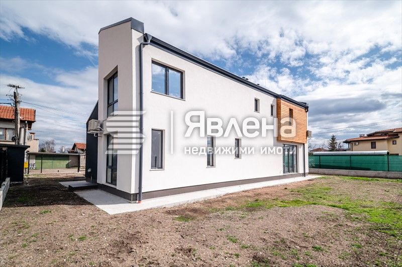 Продава се Къща в с. Равно поле, Област София-област - 222 кв.м за 1577 €/кв.м - Снимка #2