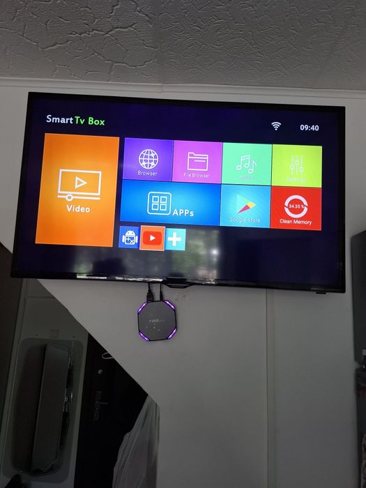 Tv box android dispozitiv smart impecabil