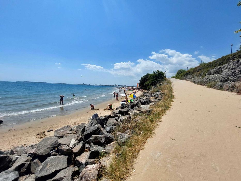 Студио в Свети Влас Първа линия