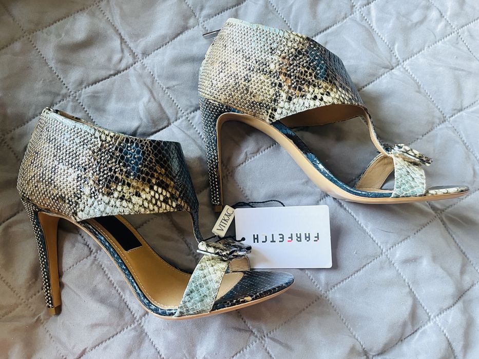 Обувь Босоножки Salvatore Ferragamo