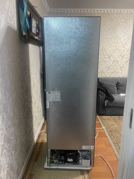 Продам холодильник