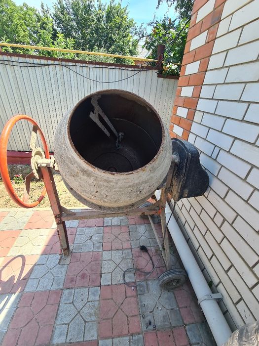 Бетономешалка в аренду