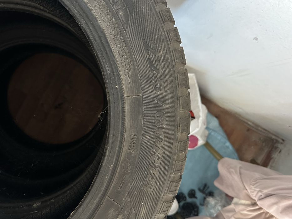Goodyear 225/60/18