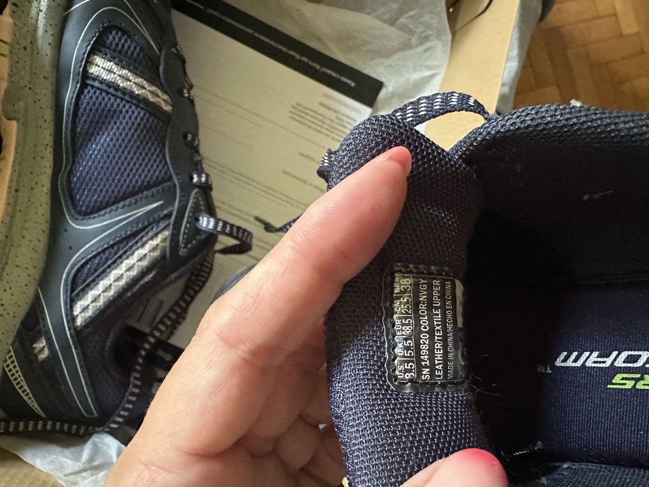 Маратонки Skechers, 38 номер