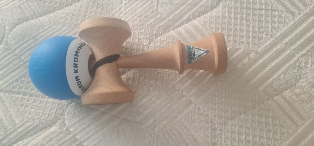 KENDAMA krom pop