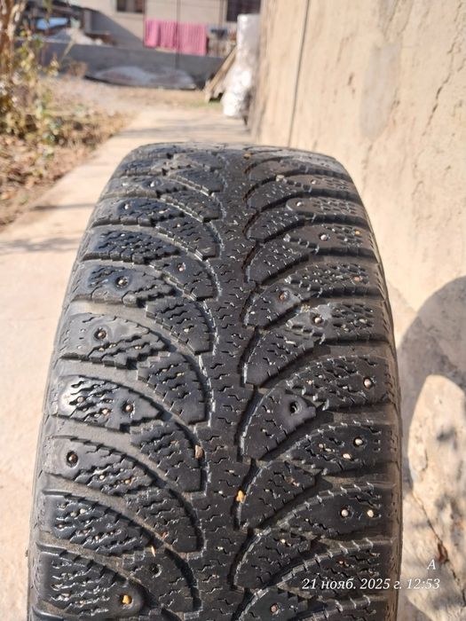 Шина R16 шиповый