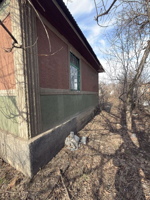 Дача с летним домиком