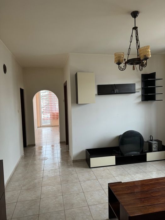 Дава се под наем Етаж от къща в София, Люлин 3 - 70 кв.м за 357 € - Снимка #1