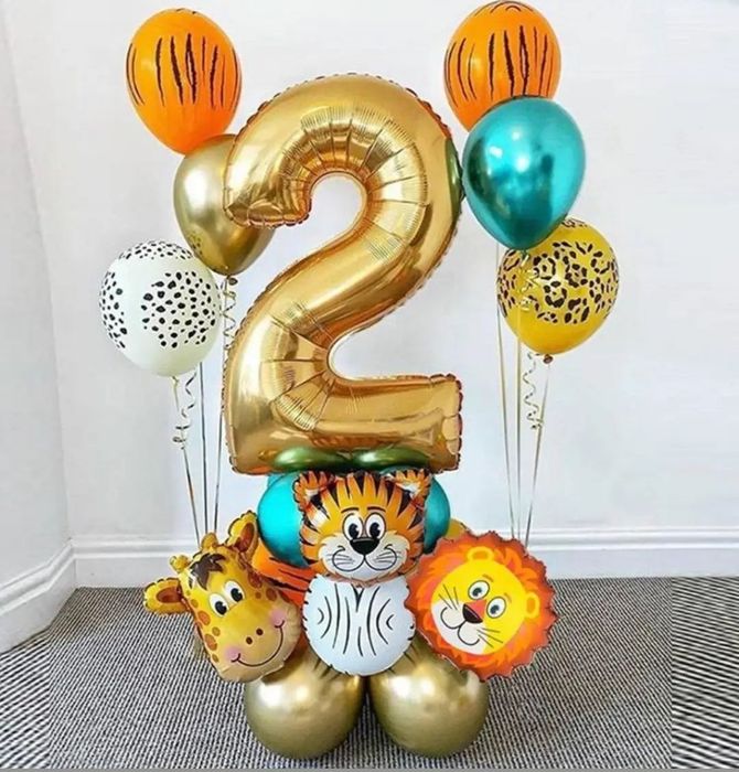 Стойки и фигуры из шаров (композиции)