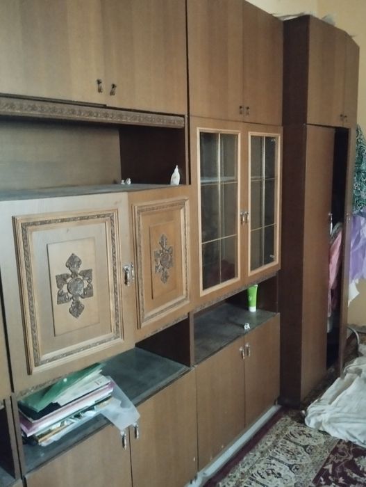 Сервант со шквафом