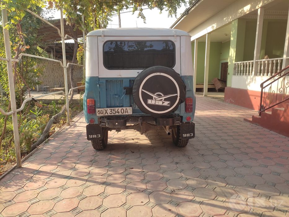 Uaz 469 sotiladi