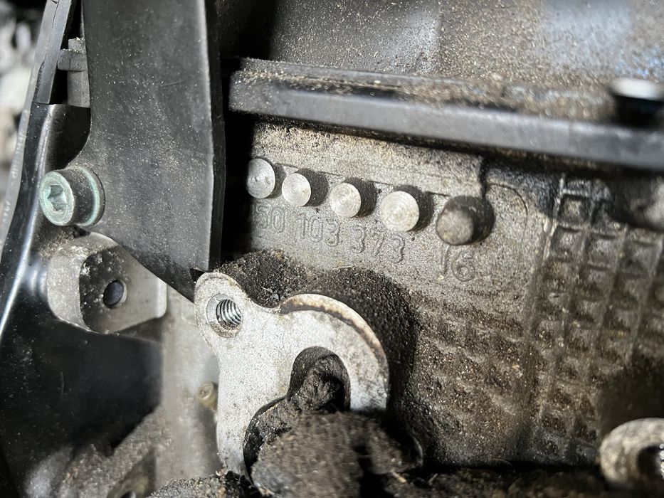 Двигатель на Пассат, Гольф 2 1.8 обьем