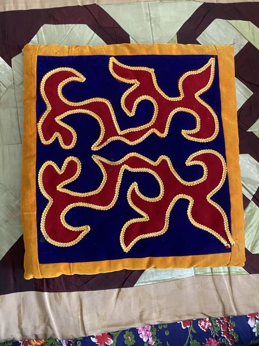 Продам корпешки для стула