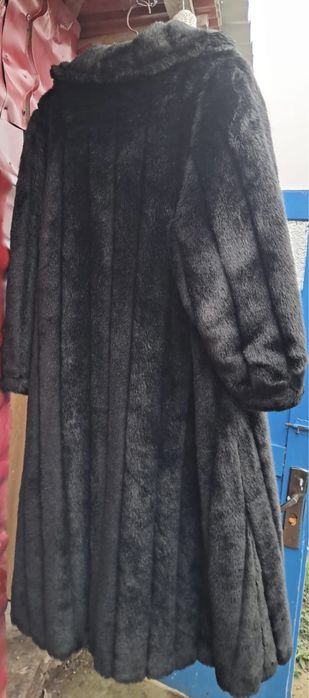 Palton lung din blana naturala