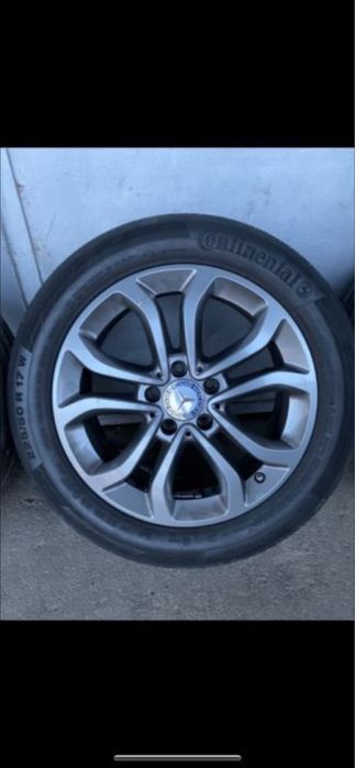 Jante Mercedes Benz C Klasse cu cauc 225/50/R17 dot 2015 vara 5-6mm