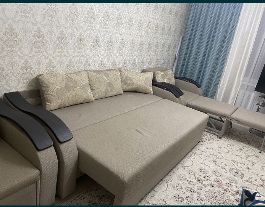 Продаю диван+2кресла