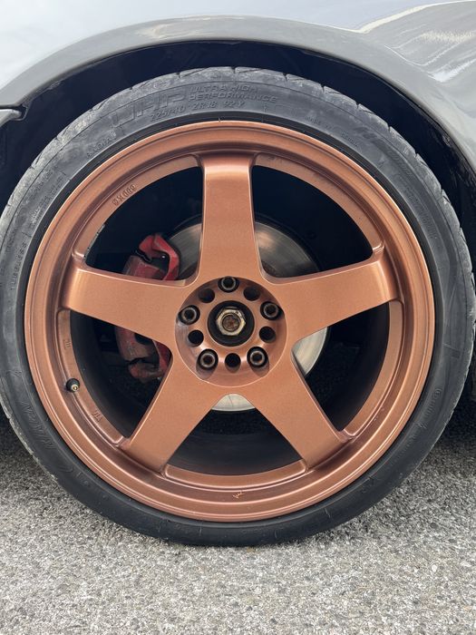 Rota 18 5x114.3 8.5J ET30