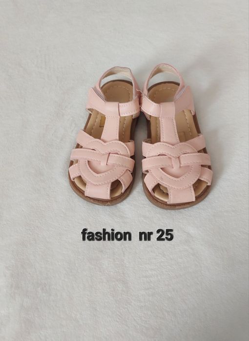 Pantofi pentru fetite