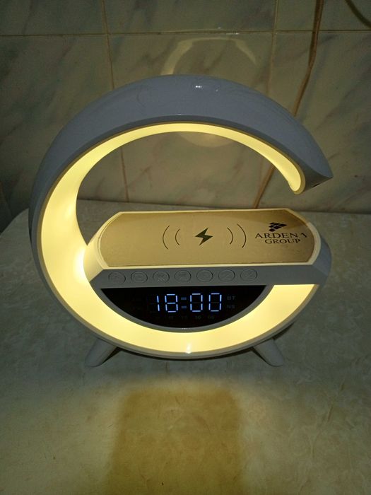 Светильник колонка умный ВТ3401 с беспроводной зарядкой