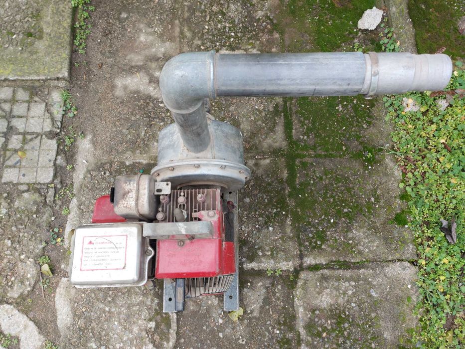 бензинова помпа за вода